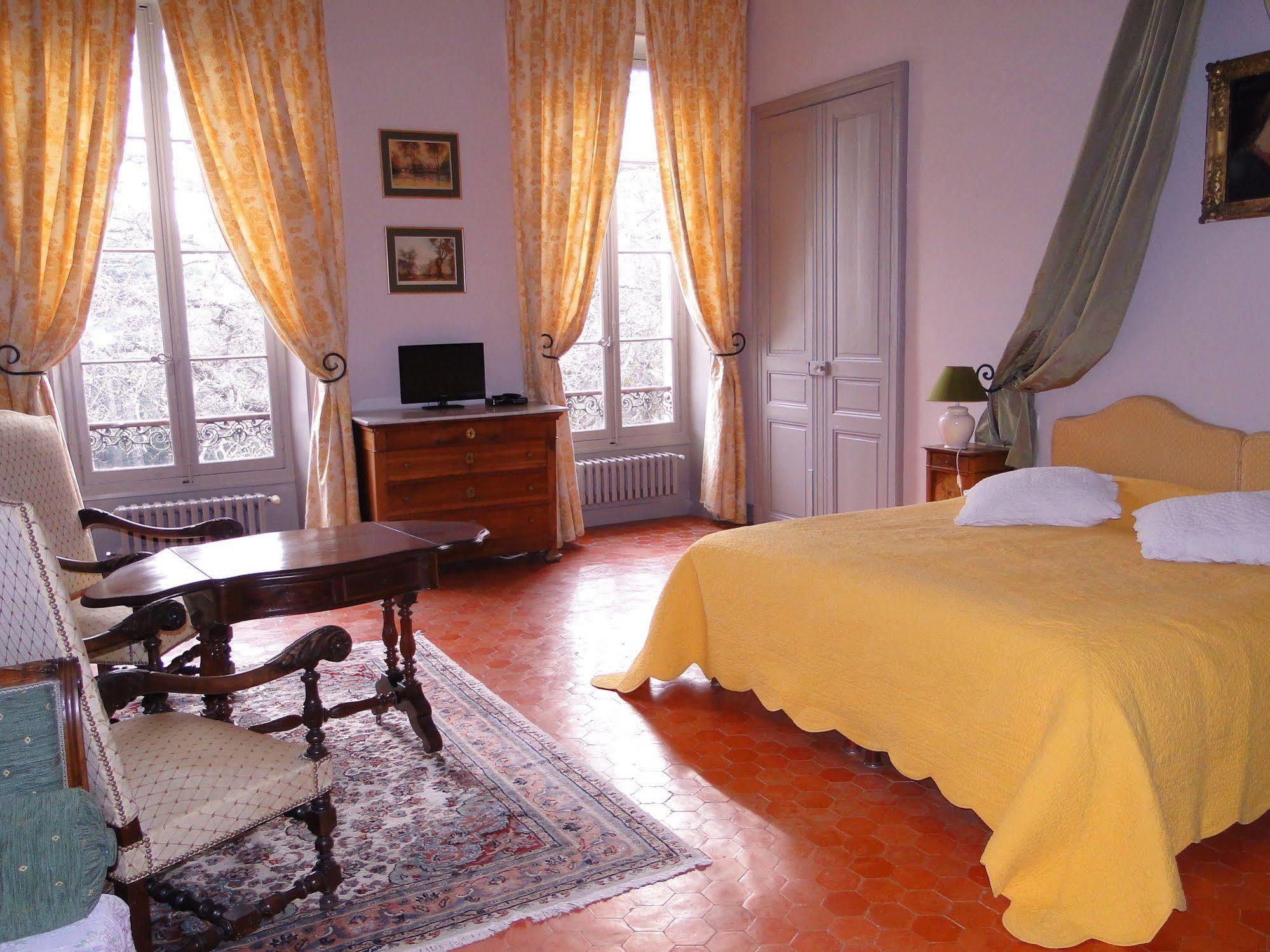 Chateau Juvenal Hotel Saint-Hippolyte-le-Graveyron Екстериор снимка